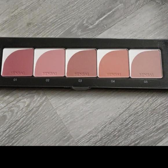 Sensai blush and highlighter set of 5 - Picture 2 of 5